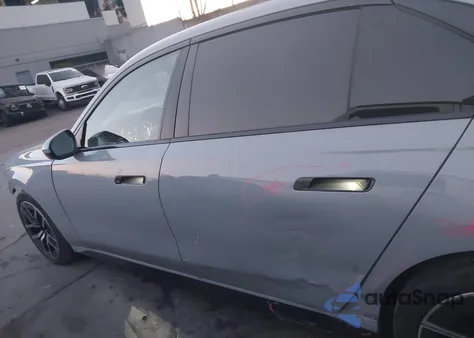 2023 BMW 740 I z USA, uszkodzony, nr VIN WBA23EH0XPCL79418